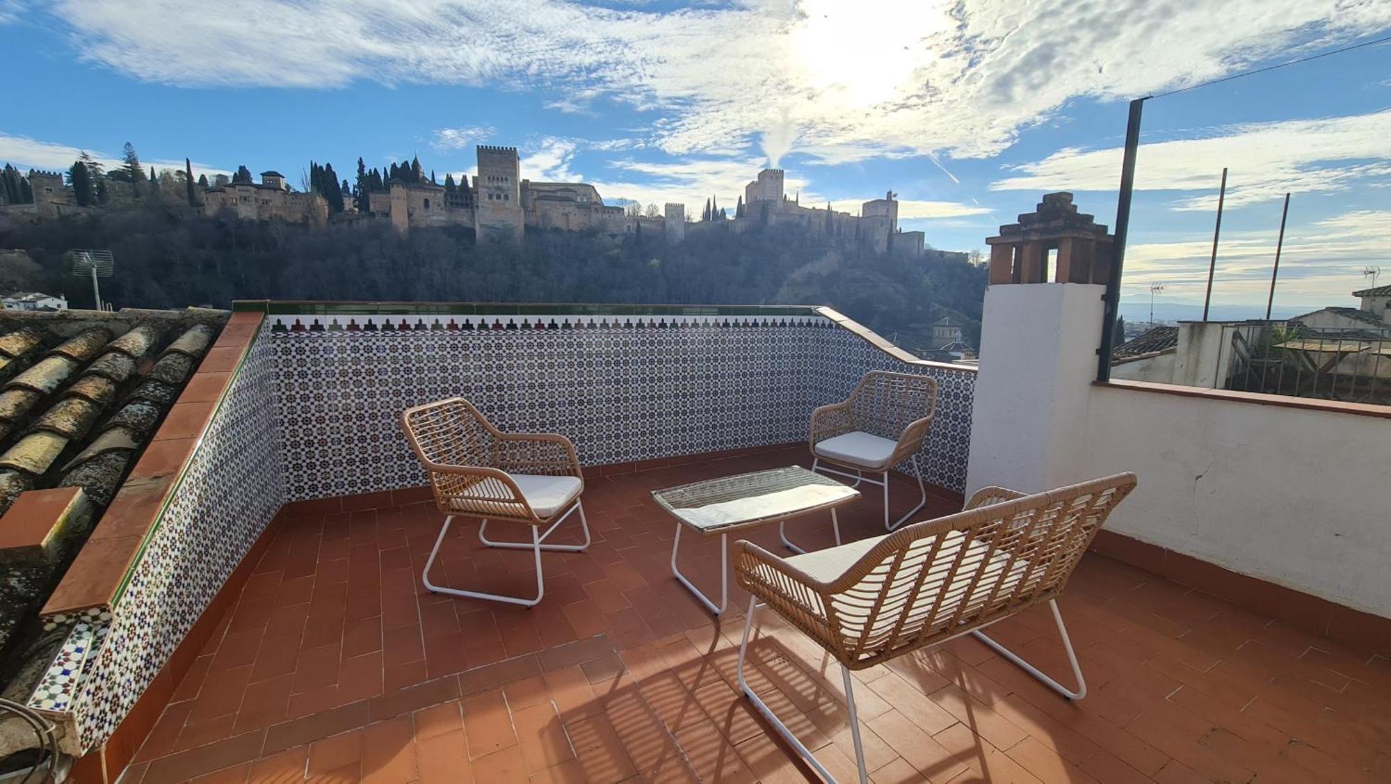 Zenit Mediterranean Suites By Florentia Homes Granada Exteriör bild