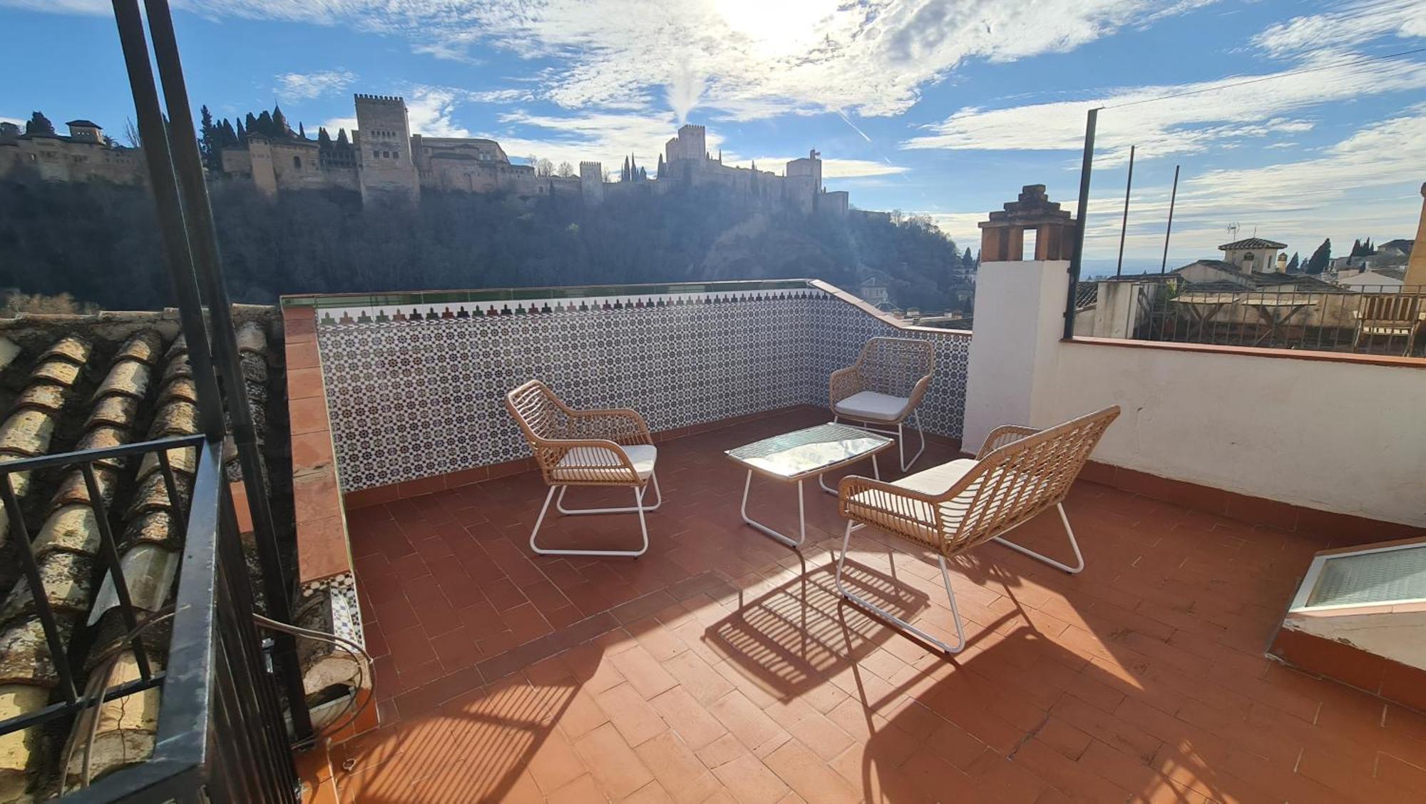 Zenit Mediterranean Suites By Florentia Homes Granada Exteriör bild