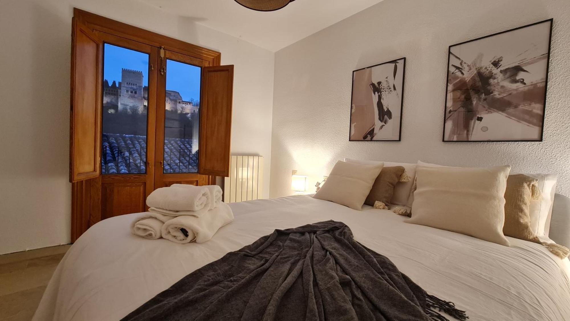 Zenit Mediterranean Suites By Florentia Homes Granada Exteriör bild